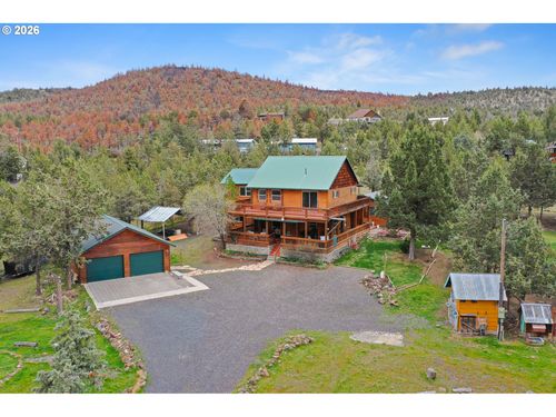 2260 Se Highland Rd, Prineville, OR, 97754-7860 | Card Image