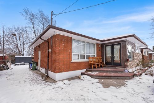 953 Upper Sherman Ave, Hamilton, ON, L8V3N4 | Card Image