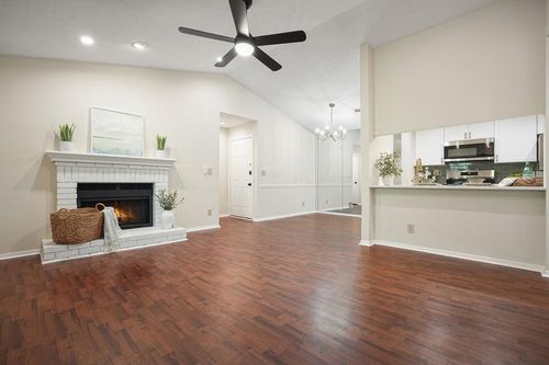 1516 Tuxworth Cir, Decatur, GA, 30033-5630 | Card Image