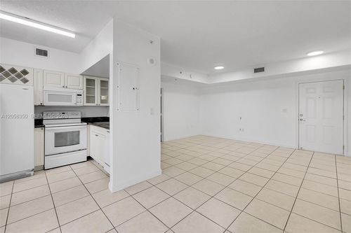 809-1 Glen Royal Pkwy, Miami, FL, 33125-5287 | Card Image