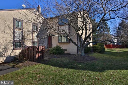 110 Palace Ct, CHALFONT, PA, 18914-2213 | Card Image