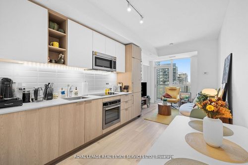 1603-50 Ordnance St, Toronto, ON, M6K0C9 | Card Image