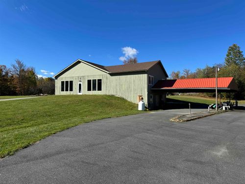 1781 Vt 100, Hyde Park, VT, 05655-9623 | Card Image