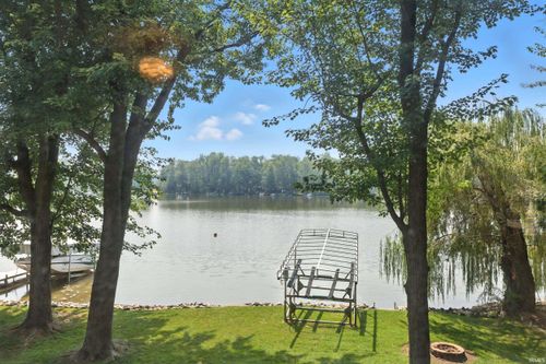 6240 S 085 W Messick Lake, Wolcottville, IN, 46795 | Card Image