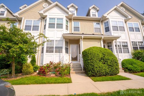 908 Blossom Cir, Dayton, NJ, 08810-2410 | Card Image