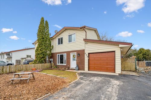 856 Gzowski St, Fergus, ON, N1M3L4 | Card Image