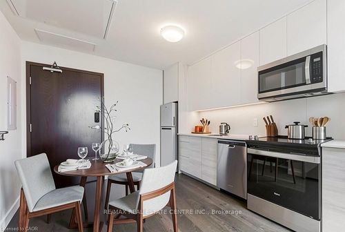 1008-60 Frederick St, Kitchener, ON, N2H0C7 | Card Image