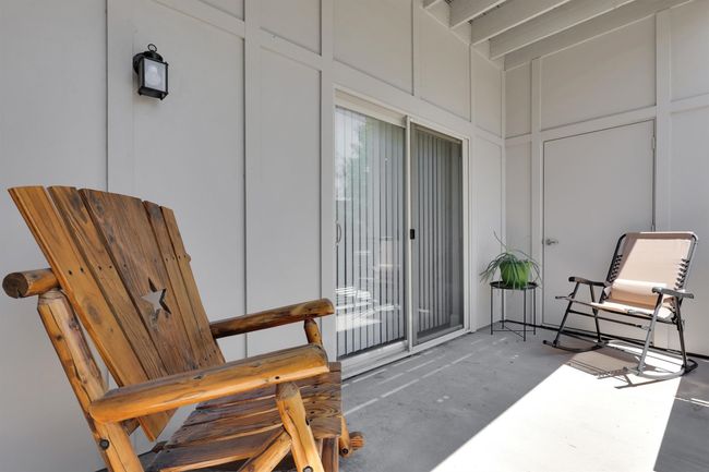 View of patio / terrace | Image 12