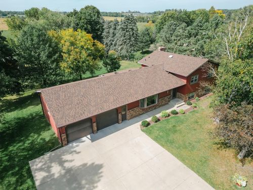 121 Main St, Holdingford, MN, 56340-2105 | Card Image
