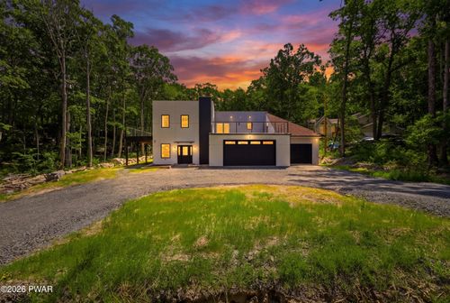 118 Surrey Dr, Lords Valley, PA, 18428 | Card Image