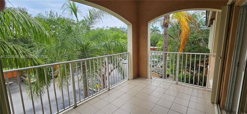 301-3-3830 Lyons Rd, Coconut Creek, FL, 33073-4448 | Card Image