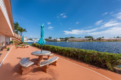 3j-925 Sw 11th Ave, Hallandale Beach, FL, 33009-6726 | Card Image