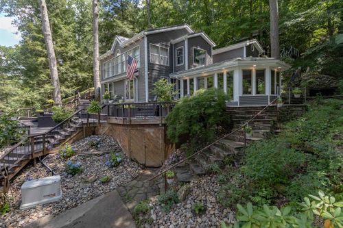 1430 Lake Floyd Cir, Bristol, WV, 26426-7368 | Card Image