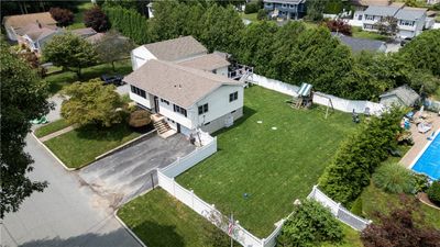 15 Mohawk Trail, House other with 3 bedrooms, 2 bathrooms and 9 parking in Cranston RI | Image 3