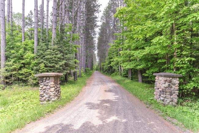 7748 Lone Pine Dr, House other with 3 bedrooms, 3 bathrooms and null parking in Presque Isle WI | Image 52