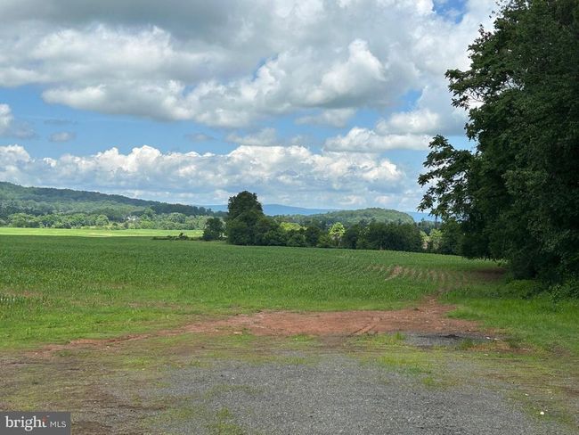 10674 Ada Rd, Home with 1 bedrooms, 1 bathrooms and null parking in MARSHALL VA | Image 7