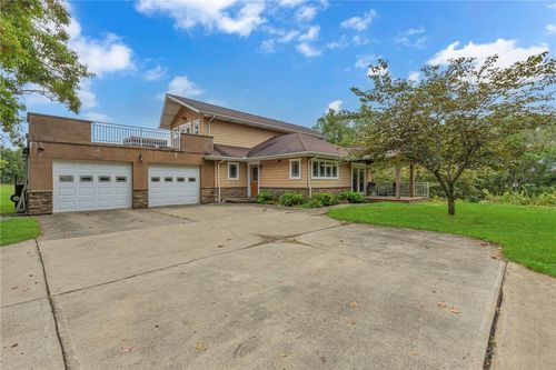 407 Pleasant Dr, Aliquippa, PA, 15001-1324 | Card Image
