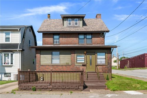 200 Thomas St, West Mifflin, PA, 15122-3950 | Card Image