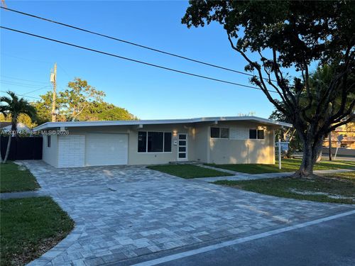 0-1361 Sylvania Blvd, West Miami, FL, 33144-5731 | Card Image
