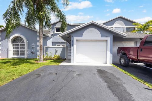 9726 Sw 142nd Pl, Miami, FL, 33186-1176 | Card Image