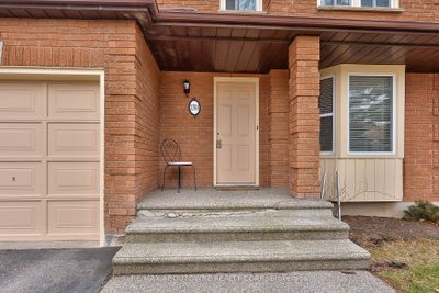 1314 Cobbler Lane, House other with 3 bedrooms, 2 bathrooms and 3 parking in Oakville ON | Image 2