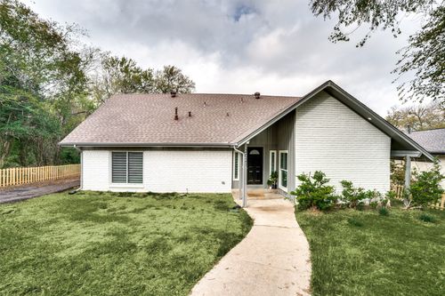 2021 Wildwood Dr, Grand Prairie, TX, 75050-2245 | Card Image