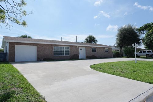 980 Woodland Avenue, West Palm Beach, FL, 33415 | Card Image