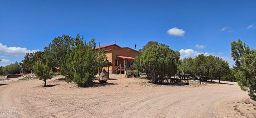 2795 W Poppy Rd, Ash Fork, AZ, 86320 | Card Image