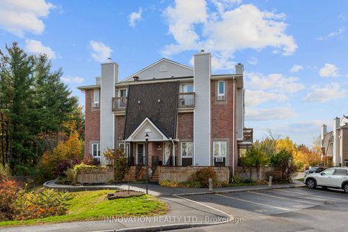 {{alt}} | Card Image