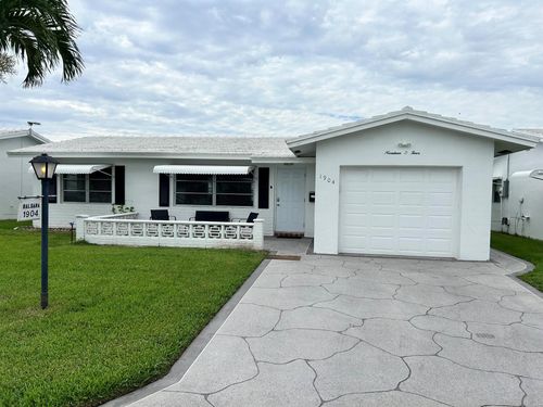 1904 Sw 13th Way, Boynton Beach, FL, 33426-5842 | Card Image