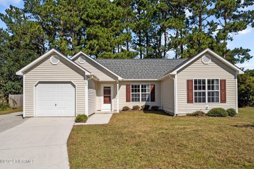 107 Sweet Bay Court, Hampstead, NC, 28443 | Card Image