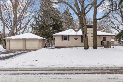 9307 Bataan St Ne, Blaine, MN, 55449-5620 | Card Image