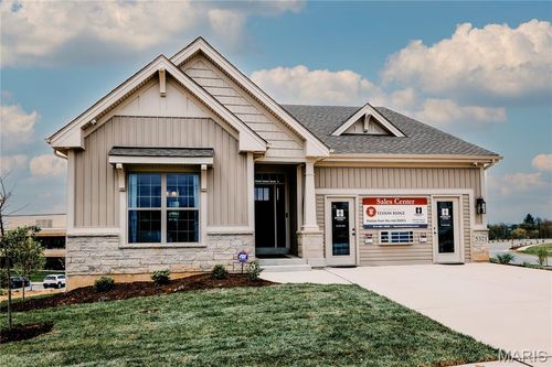 5321 Tesson Ct, Saint Louis, MO, 63128-3165 | Card Image