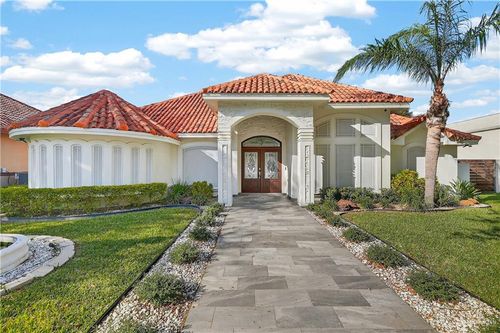 4500 Ben Hogan Ave, McAllen, TX, 78503-7334 | Card Image