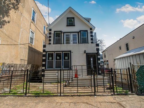 588 Van Nest Ave, Bronx, NY, 10460-2734 | Card Image