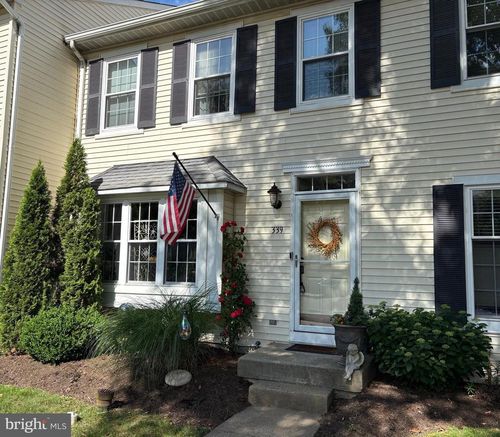 339 Ivanhoe Ct, LANGHORNE, PA, 19047-3018 | Card Image