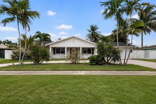 6000 Sw 17th St, Plantation, FL, 33317-5208 | Card Image