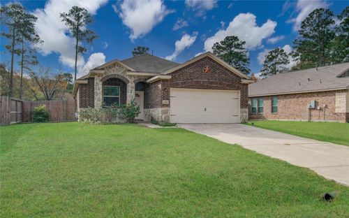 12147 La Salle River Rd, Conroe, TX, 77304-4017 | Card Image