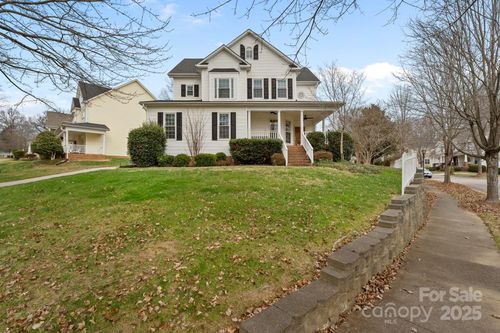 19302 Ruffner Dr, Cornelius, NC, 28031-9354 | Card Image