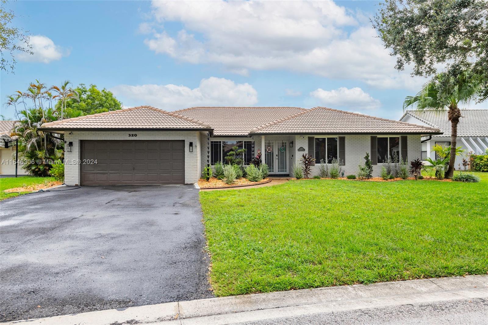 107th Ave, Coral Springs, FL 33071