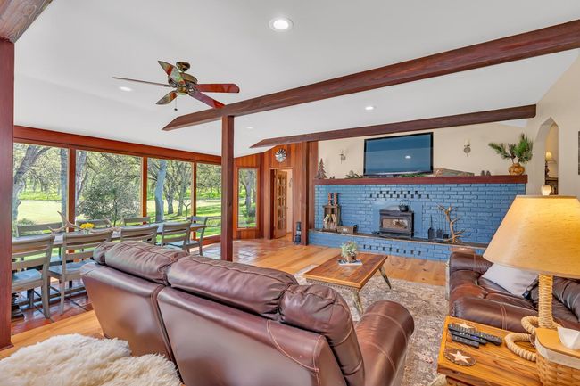 6879 State Highway 49 N, House other with 3 bedrooms, 3 bathrooms and null parking in Mariposa CA | Image 38