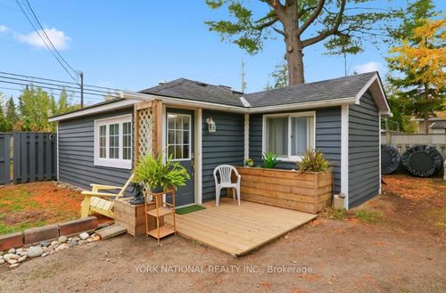 72 57th St N, Wasaga Beach, ON, L9Z1W2 | Card Image