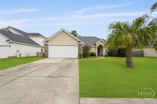 819 Laurel Hill Cir, Richmond Hill, GA, 31324-5902 | Card Image