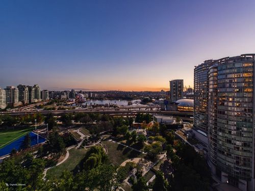 2208-550 Taylor Street, Vancouver, BC, V6B1R1 | Card Image