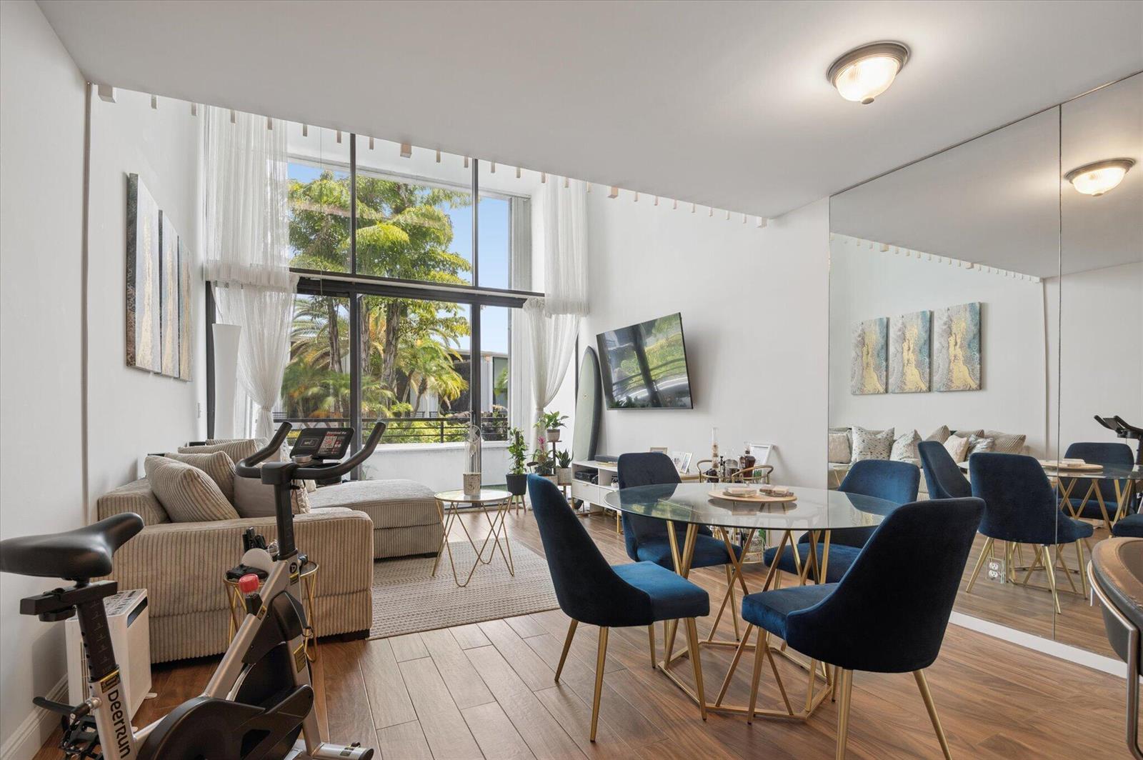 Residential in South Palm Beach 5