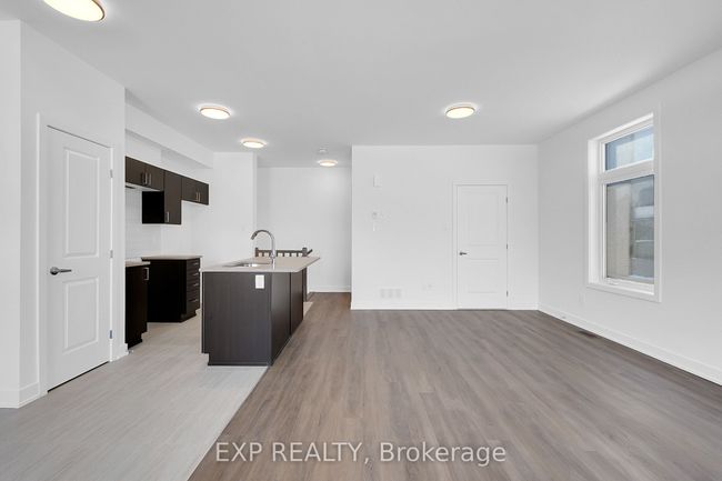 815 Silhouette N/A, Condo with 2 bedrooms, 3 bathrooms and 1 parking in Barrhaven ON | Image 9