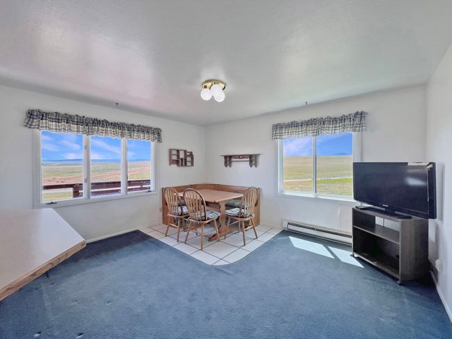 Den / Informal Dining | Image 9