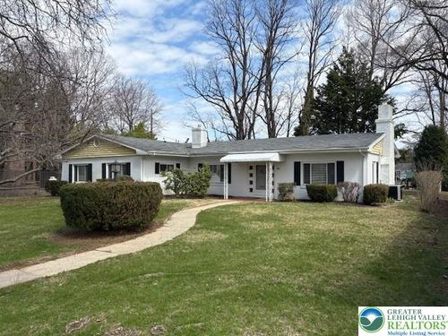 627 N Main St, Allentown, PA, 18104-4245 | Card Image