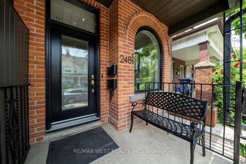 248 1/2 Euclid Ave, Toronto, ON, M6J2K2 | Card Image