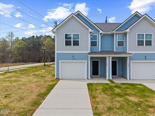 886 John St, Clayton, NC, 27520-2872 | Card Image